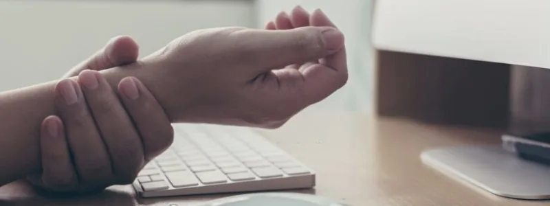 Wrist curl exercise for stronger wrists and forearms
