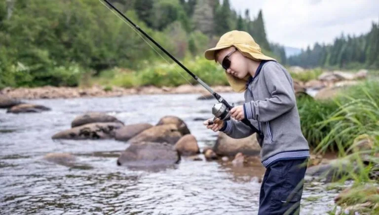 How to choose a fishing rod for kids