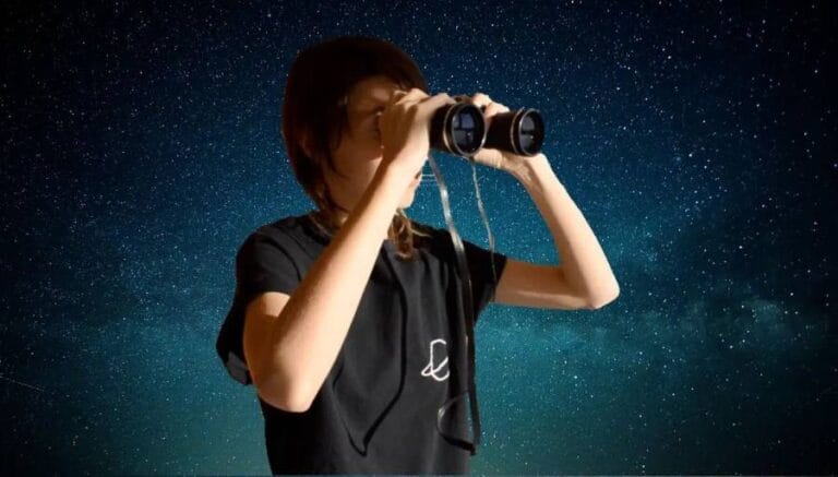 How to choose binoculars for stargazing - Our Guide
